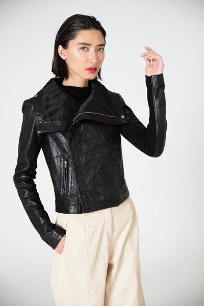 Veda max classic leather sale jacket